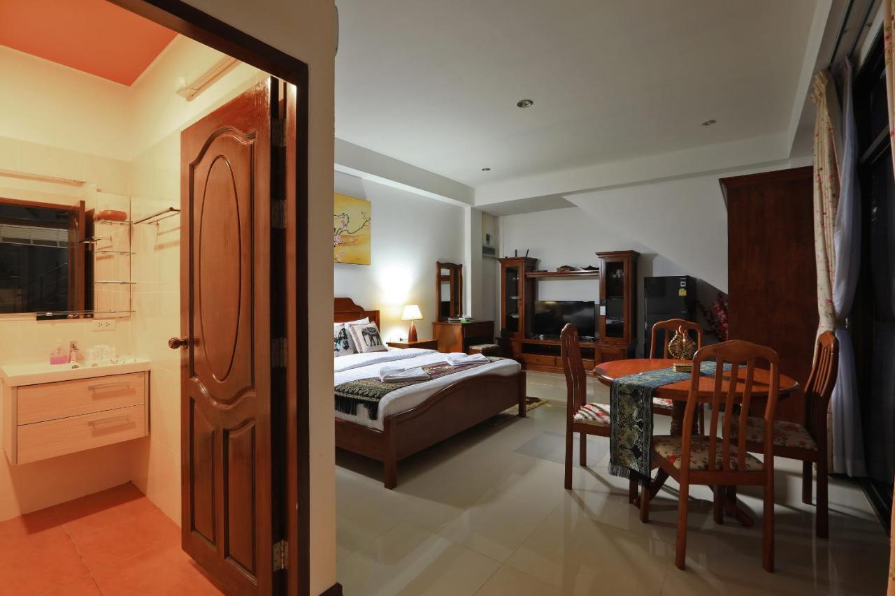 Palm Oasis Apartment Nai Harn Exterior photo