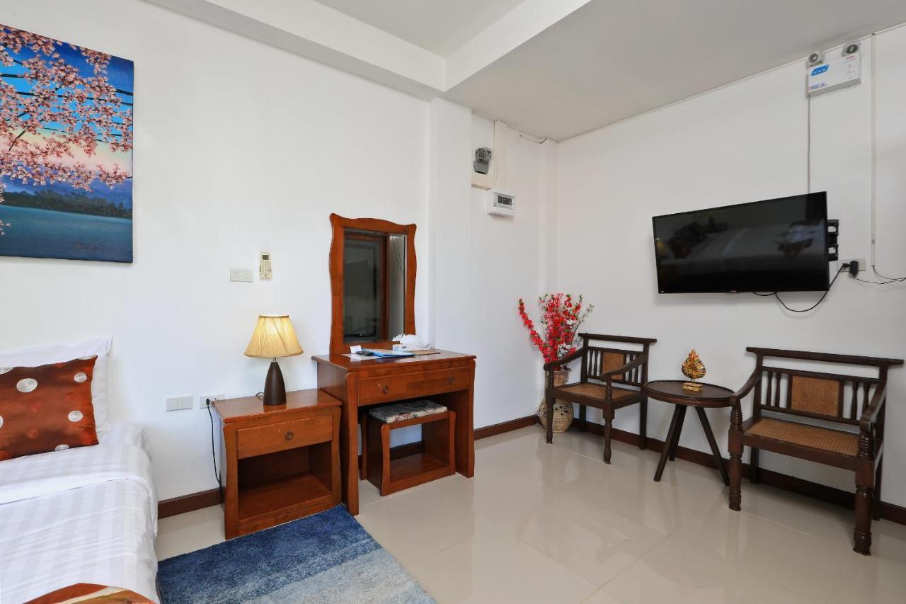 Palm Oasis Apartment Nai Harn Exterior photo