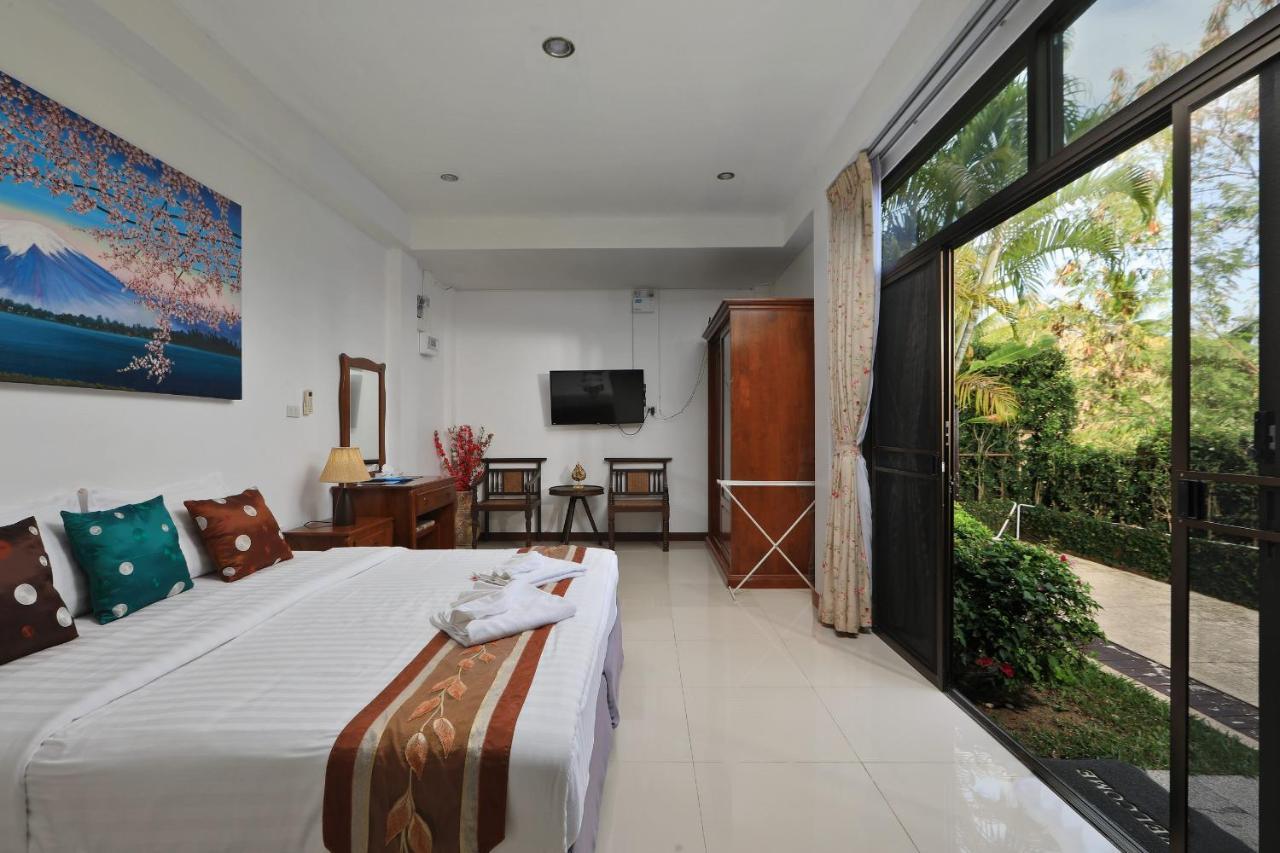 Palm Oasis Apartment Nai Harn Exterior photo